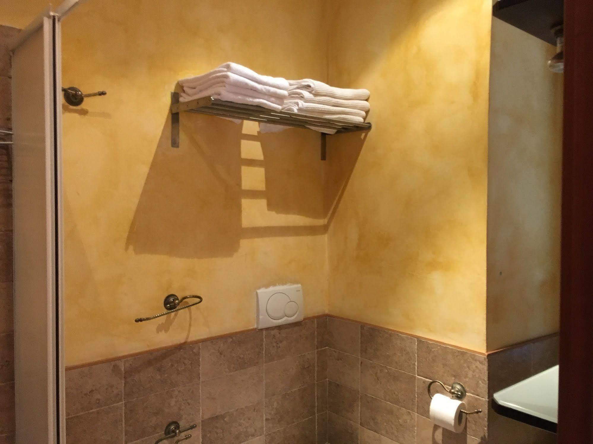 Momi Bed And Breakfast Rome Bagian luar foto